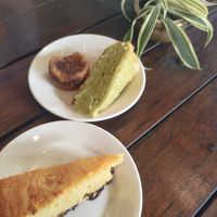 Cakes at Warung Green in Ubud