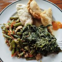 Plato mix at Warung Green in Ubud