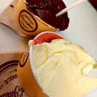 Vegan Chocolate, strawberry, 🍊& lemon 🍋 ice at Cioccolato Puro d'Italia in Alicante