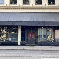 Exterior  at Raven's Manor in Portland