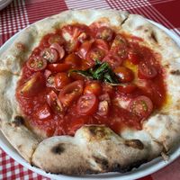 Seasonal pizza for summer.  at Mountain Honey Shop - 山のはちみつ屋 in Semboku
