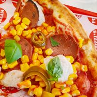Hot and good at Pizzi*s & Cream in Vienna