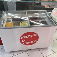   at Pizzi*s & Cream in Vienna