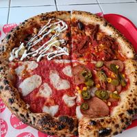 Slices 😁 at Pizzi*s & Cream in Vienna