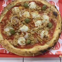 Tuna pizza  at Pizzi*s & Cream in Vienna