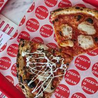  at Pizzi*s & Cream in Vienna