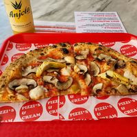 Nice pizza! at Pizzi*s & Cream in Vienna