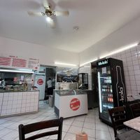 Interior at Pizzi*s & Cream in Vienna