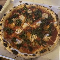 Spinach pizzaa  at Pizzi*s & Cream in Vienna