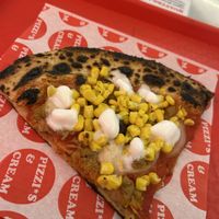Don Tuna + corn + Veta 5,90€  at Pizzi*s & Cream in Vienna