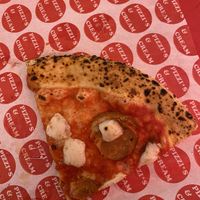   at Pizzi*s & Cream in Vienna