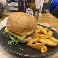 Greenburger   at Burger Lab in Crete