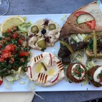   at Le Cèdre in Avignon