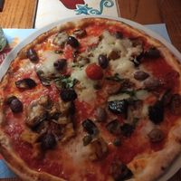 Vegana with glutenfree dough at Rossopomodoro in Rimini