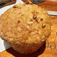 muffin de manzana   at Isla Vegana in Ushuaia