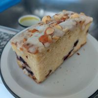 Lemon, apple and blueberry cake at Isla Vegana in Ushuaia
