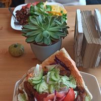 Leckerer Veganer Döner at Küche des Friedens in Rostock