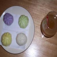 steamed buns entree at Plus Eight Six - Vegie & Tea in Hobart