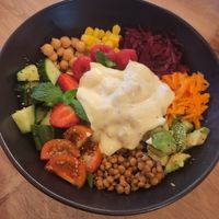 Salat at Radošā Maizes Laboratorija in Ventspils