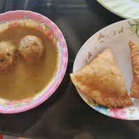 Malia koptha and samosas 24kip at Jasmine in Pakse