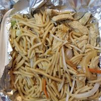 Chicken lomein at QSu Cafe in Westminster