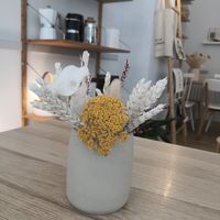 Vase at La Manière in Vigo