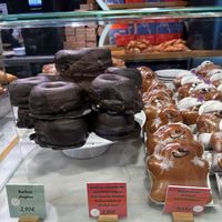 Regular donuts  at BCN - Boldú - T1 in Barcelona