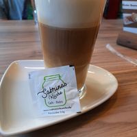Latte Macchiato mit Hafermilch at Sabrinas Küche in Cochem