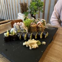 Vegane Sushi Variation. Achtung: rosane chilli Mayo ist wohl nicht vegan!!  at Sakura in Mannheim