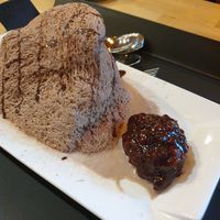 chocolate at Cafe Beanteum in Seoul