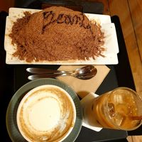 choco mint and 2 decafs at Cafe Beanteum in Seoul