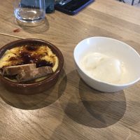 Crema catalana y sorbete de limón  at Viva in El Prat De Llobregat