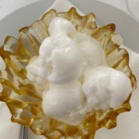 Sorbetto al limone at La Scogliera in Siculiana Marina