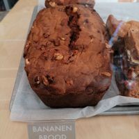 Vegan bananabread at Room - Vismarkt in Groningen