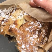 Pain au chocolat et aux amendes  at Land & Monkeys - Turenne in Paris