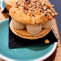 Succès praliné citron at Land & Monkeys - Turenne in Paris