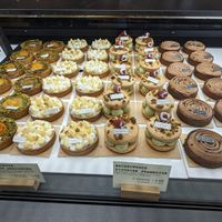 P at Land & Monkeys - Turenne in Paris