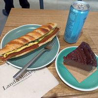 Lunch formula, mimosa sandwich and flan chocolate at Land & Monkeys - Turenne in Paris