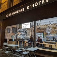 view from outside at Land & Monkeys - Turenne in Paris