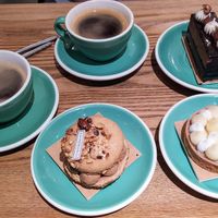 Vegan Desserts & Coffee at Land & Monkeys - Turenne in Paris
