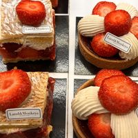 Yum  at Land & Monkeys - Turenne in Paris