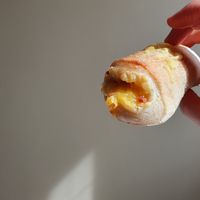 Roll with cheese and bacon at Land & Monkeys - Turenne in Paris