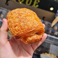 Pan au Chocolat at Land & Monkeys - Turenne in Paris