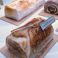 Bûche de Noël - Citron at Land & Monkeys - Turenne in Paris