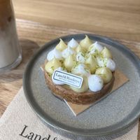   at Land & Monkeys - Turenne in Paris