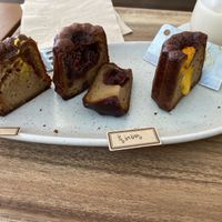 Original flavor was best.   Red bean was good.  I don’t think the chz flavor worked here tho…thought it was pumpkin! Lol  I had the chz scone which was great but idk about this at Duduri Dupang in Seoul