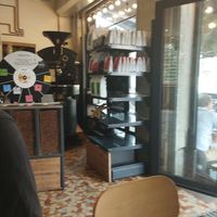 Coffee for sale and roasting sur place at Arbuste in Caen