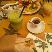 Vegan burrito and pancakes at Shake Café in Florence