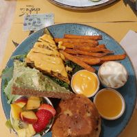 Vegan brunch plate at Shake Café in Florence
