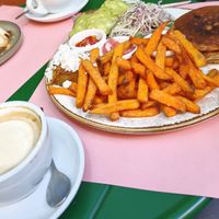  at Shake Café in Florence